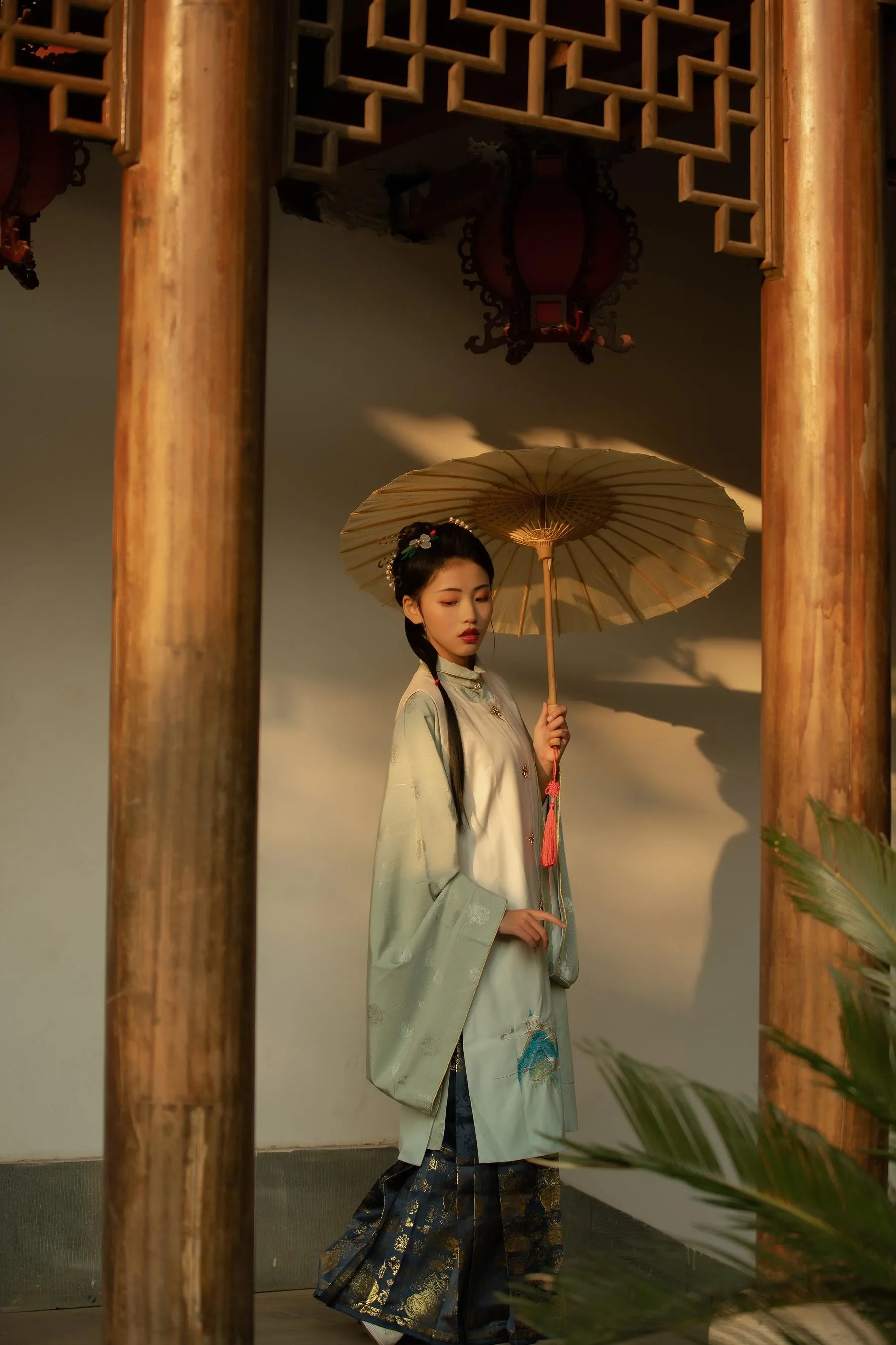 [YITUYU艺图语]2022.08.28 春雨杏花急急落 日落欣橙 [27P]插图3